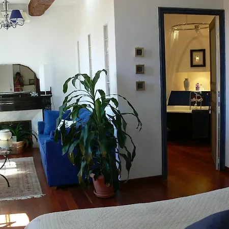Guest house Maison D'hote La Tourette 4*